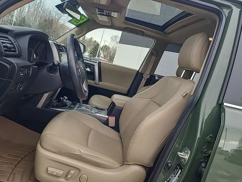 Used 2022 Toyota 4Runner Limited image 9