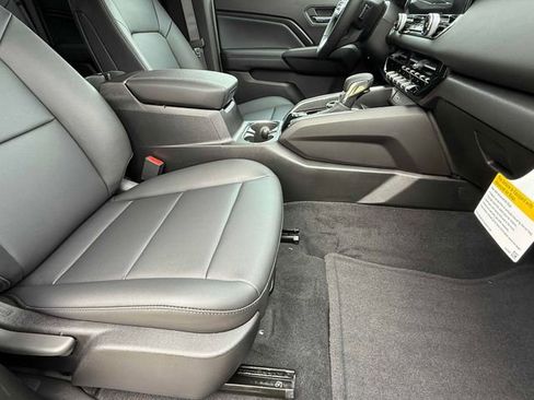 New 2026 GMC Canyon Elevation w/ Convenience Package image 4