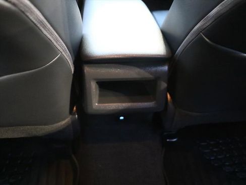 Used 2023 Toyota Camry SE image 16