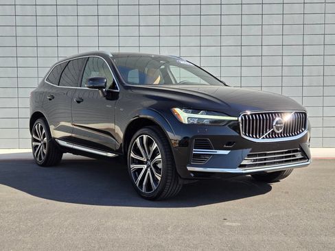 Used 2023 Volvo XC60 T8 Ultimate w/ Climate Package AWD/4WD image 5