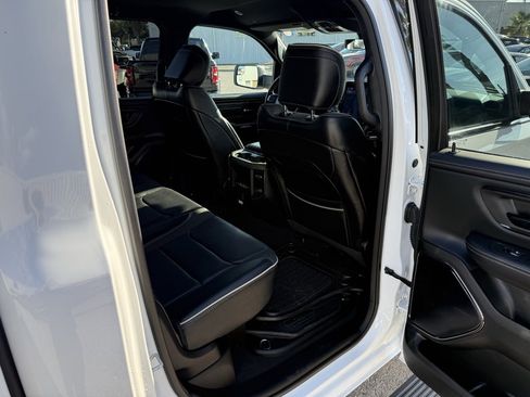 Certified 2025 RAM 1500 Limited image 32