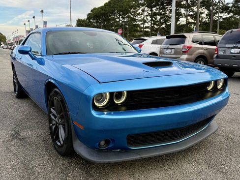 Used 2019 Dodge Challenger GT image 2