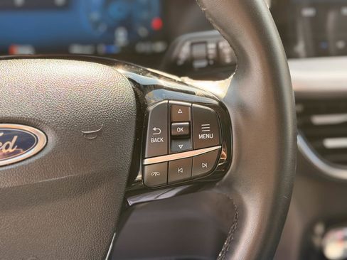 Used 2024 Ford Escape Platinum image 12