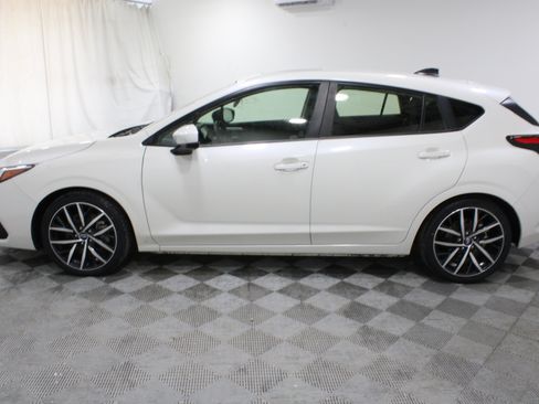 Used 2024 Subaru Impreza 2.0i Sport AWD/4WD image 29