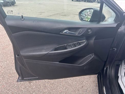 Used 2016 Chevrolet Cruze LT image 14