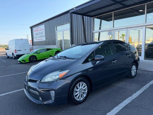 Used 2012 Toyota Prius Prime Advanced FWD image 3