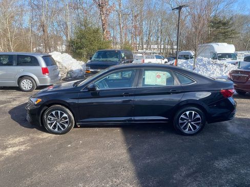 Used 2024 Volkswagen Jetta S image 9