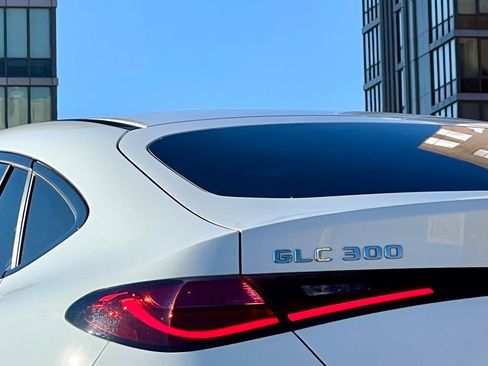 Certified 2024 Mercedes-Benz GLC 300 4MATIC image 10