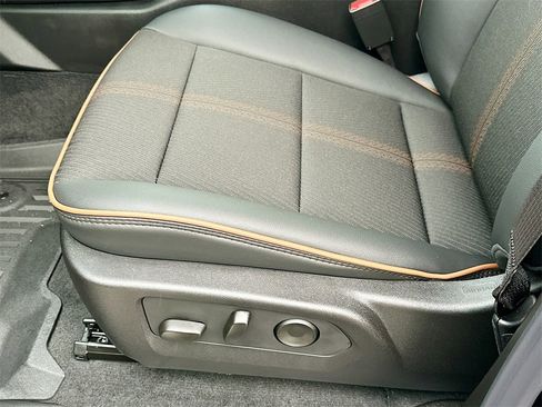 New 2026 GMC Canyon AT4 image 9