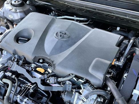 Used 2023 Toyota Camry XSE FWD image 30