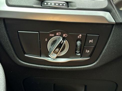 Used 2022 BMW X4 xDrive30i w/ Convenience Package image 32