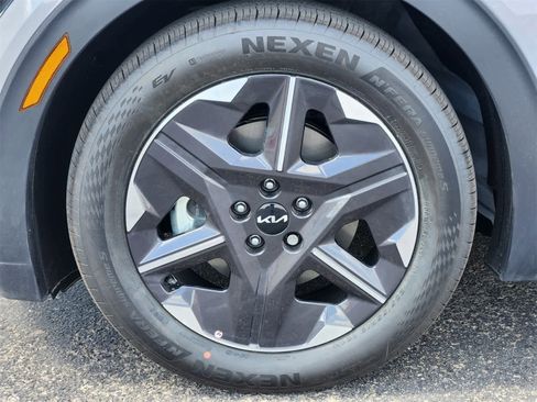 New 2025 Kia EV6 Light image 9