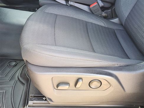 Used 2024 Chevrolet Silverado 2500 Custom w/ Custom Convenience Package image 26