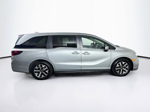 Used 2025 Honda Odyssey EX-L image 10