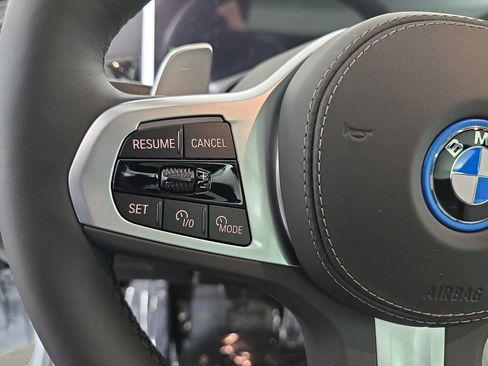 New 2026 BMW X5 xDrive50e AWD/4WD image 17