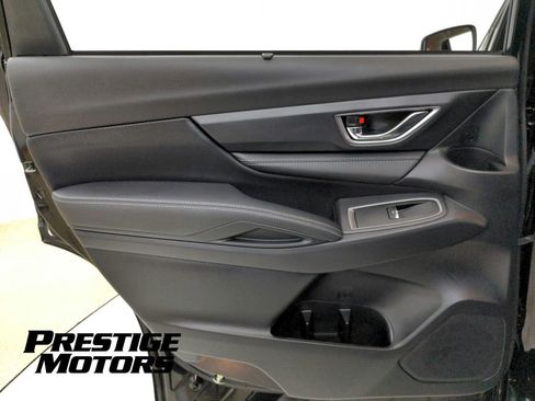 Used 2023 Subaru Ascent Limited image 25