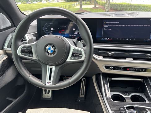 Certified 2024 BMW X7 M60i w/ Executive Package AWD/4WD image 30