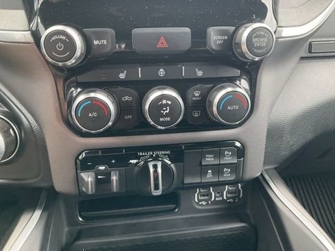 Used 2021 RAM 1500 Big Horn AWD/4WD image 7