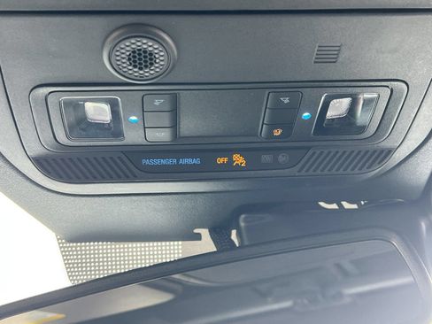 Used 2025 Ford Bronco Outer Banks AWD/4WD image 26