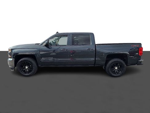 Used 2018 Chevrolet Silverado 1500 LT w/ All Star Edition image 7