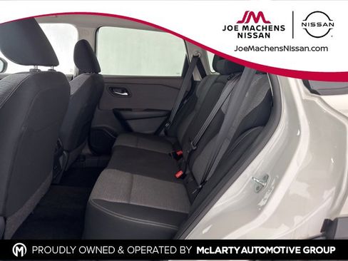 Certified 2023 Nissan Rogue SV image 24