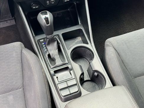 Used 2019 Hyundai Tucson SE image 16
