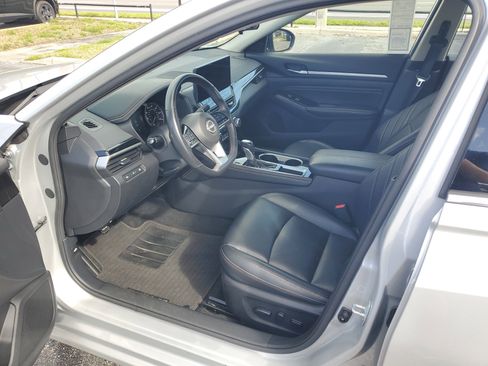 Certified 2023 Nissan Altima 2.5 SR w/ SR Premium Package image 11