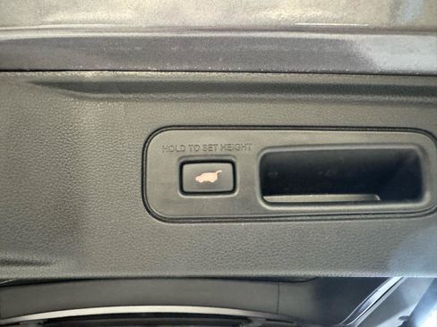 Used 2023 Honda Pilot Elite image 31