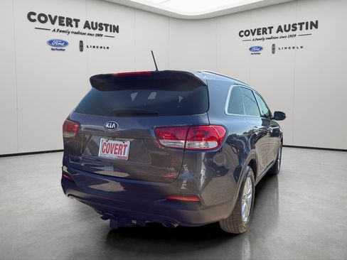 Used 2016 Kia Sorento LX FWD image 5