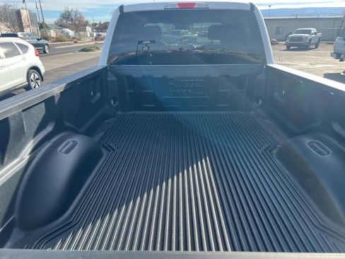 Used 2017 Ford F350 XLT image 9