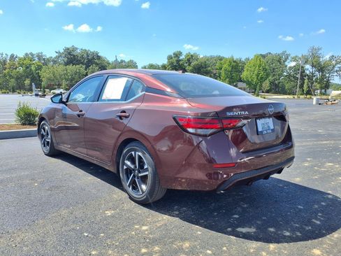 Used 2025 Nissan Sentra SV FWD image 25