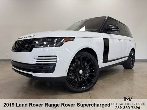 Used 2019 Land Rover Range Rover Supercharged AWD/4WD image 2