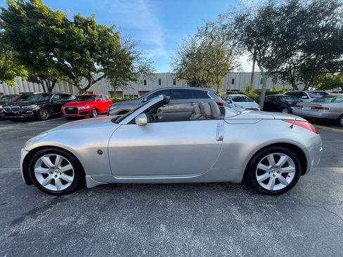 Used 2007 Nissan 350Z Touring image 14