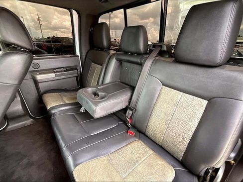 Used 2011 Ford F250 Lariat w/ Lariat Ultimate Pkg AWD/4WD image 19