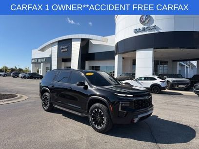 Used 2024 Chevrolet Traverse Z71 w/ Enhanced Driving Package