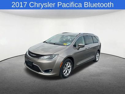 Used 2017 Chrysler Pacifica Touring-L Plus w/ Tire & Wheel Group