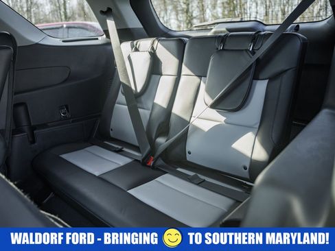 Used 2022 Ford Explorer XLT w/ Equipment Group 202A image 69