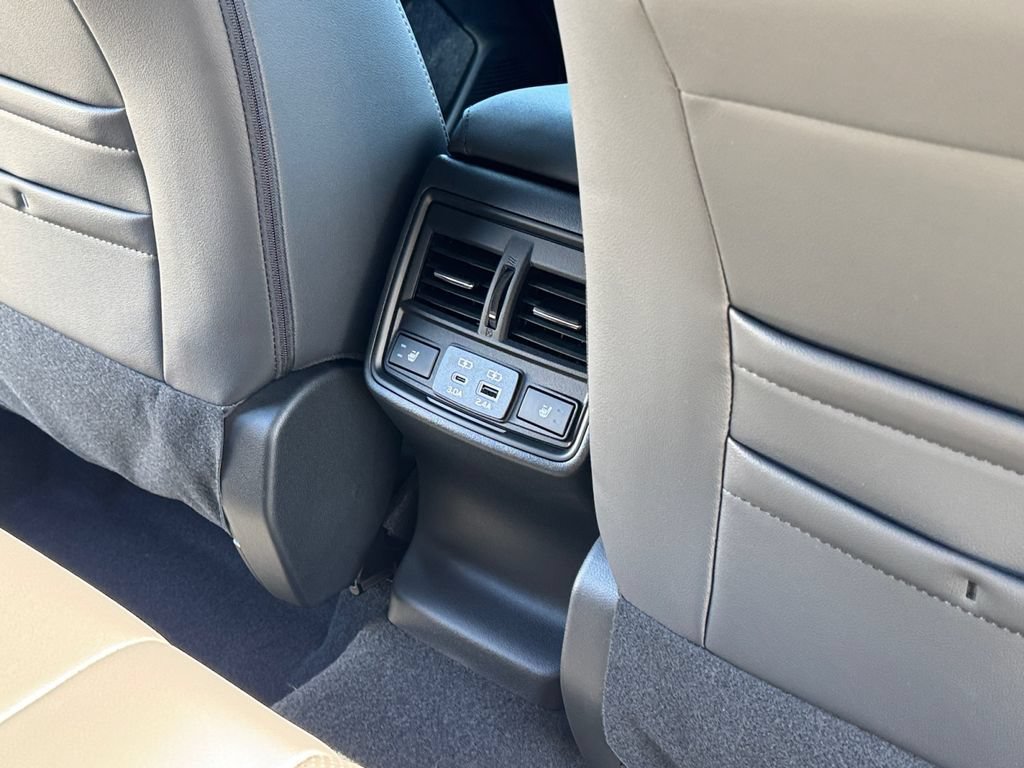 New 2026 Subaru Outback Limited AWD/4WD image 21