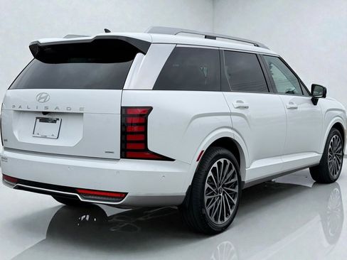New 2026 Hyundai Palisade Calligraphy image 3