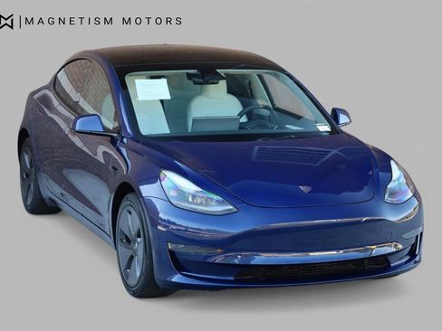 Used 2023 Tesla Model 3 Standard Range image 6