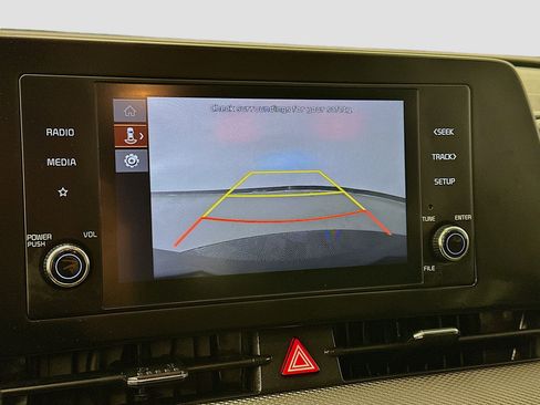 Used 2025 Kia Sportage LX image 22