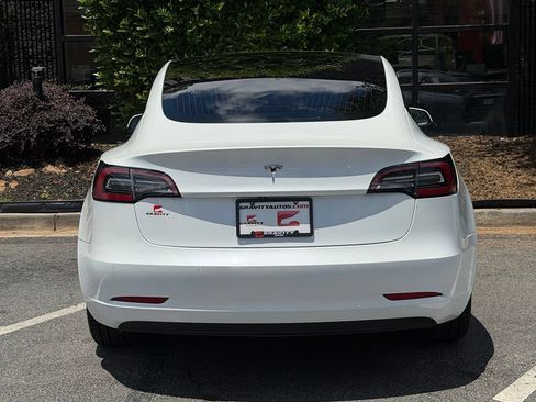 Used 2020 Tesla Model 3 Standard Range Plus RWD image 14