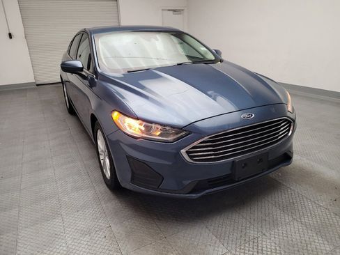 Used 2019 Ford Fusion SE FWD image 14