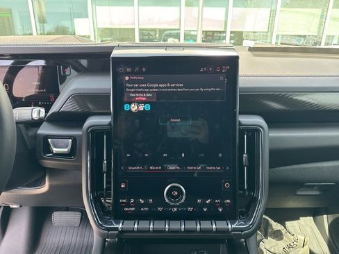 New 2026 GMC Yukon AT4 w/ LPO, Floor Liner Package image 17