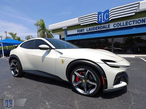 Used 2023 Ferrari Purosangue AWD/4WD image 45