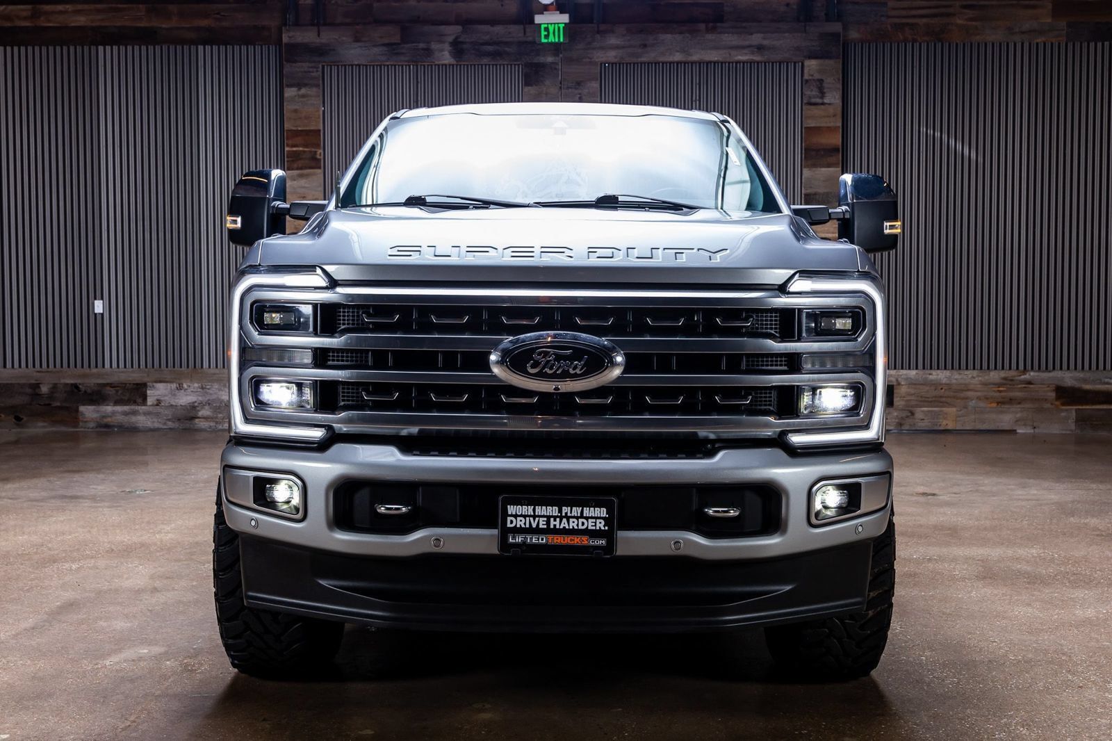 Used 2024 Ford F250 Platinum AWD/4WD image 3