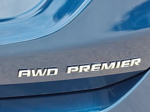 Used 2021 Chevrolet Equinox Premier AWD/4WD image 30