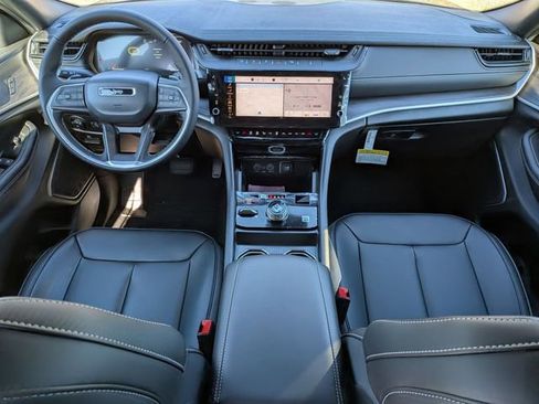 New 2026 Jeep Grand Cherokee Limited image 16