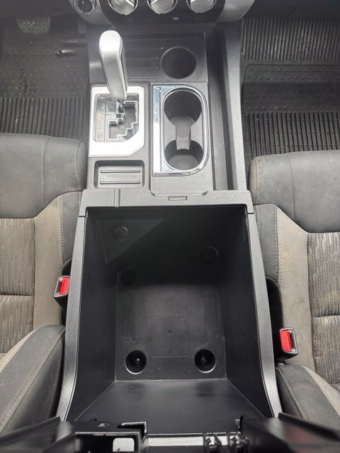 Used 2019 Toyota Tundra SR5 w/ SR5 Upgrade Package AWD/4WD image 28