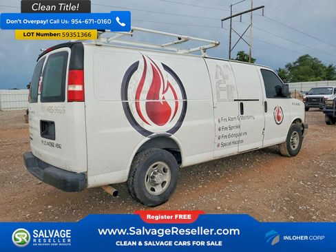 Used 2017 Chevrolet Express 2500 Extended RWD image 4